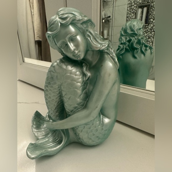 Mermaid Decoration - Picture 3 of 5